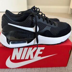 Nike Air Max for big boy Brand new with box